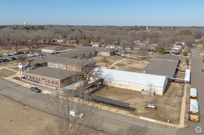 Rankin Elementary in Tupelo provides bus service to students.