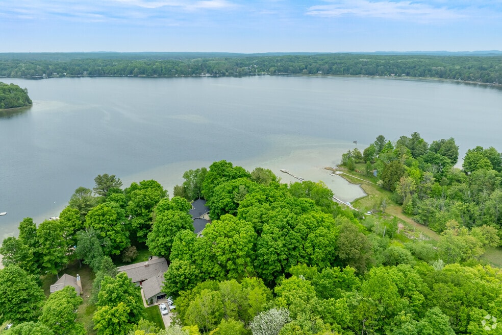 MapleGrove_554269_TH_062525_FINAL