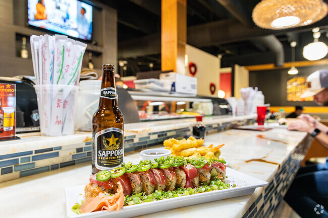 Discover all the wonderful dining options in Historic Cheyenne near Moore Haven Heights.