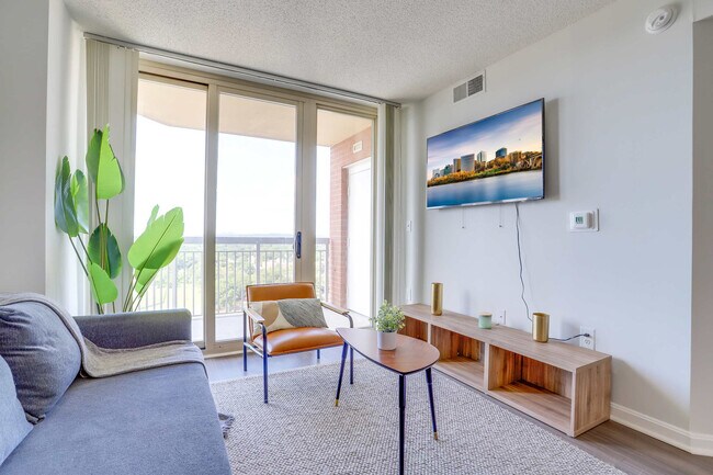 901 N Pollard St unit FL20-ID1022347P, Arlington, VA 22203 - photo 6