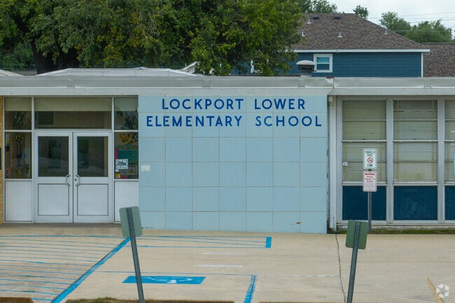Lockport Lower Elementary School serves students from pre-k through elementary.