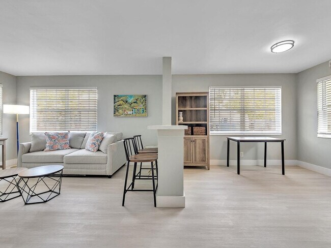 318-320-320 Walnut St unit ID1239414P, Hollywood, FL 33019 - photo 6