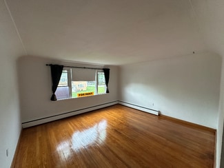 4227 E Allen St Unit 3, Hamburg, NY 14059