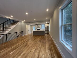 199 Boylston St, Brookline, MA 02445