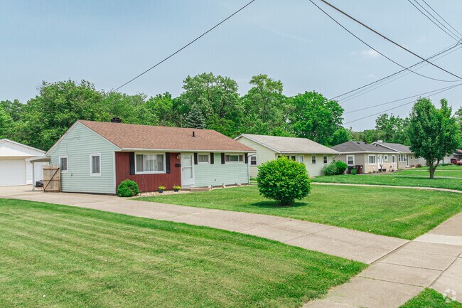 Most homes in Greenfields are mid- to late-20th-century construction, including ranch and split-level styles.