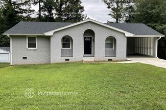 567 San Pablo Dr, Stone Mountain, GA 30083