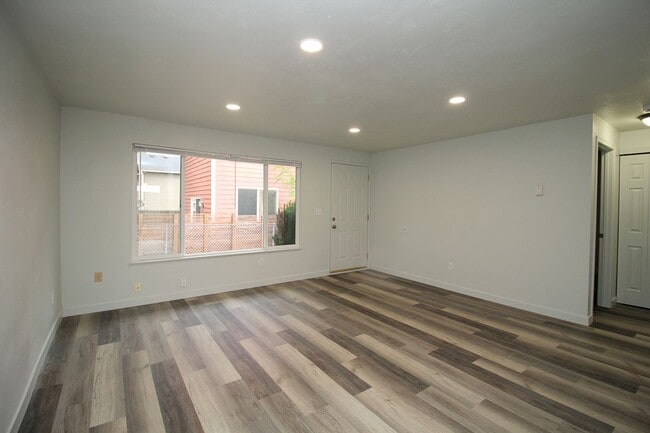 7615-7615 N Curtis Ave unit 7615, Portland, OR 97217 - photo 4