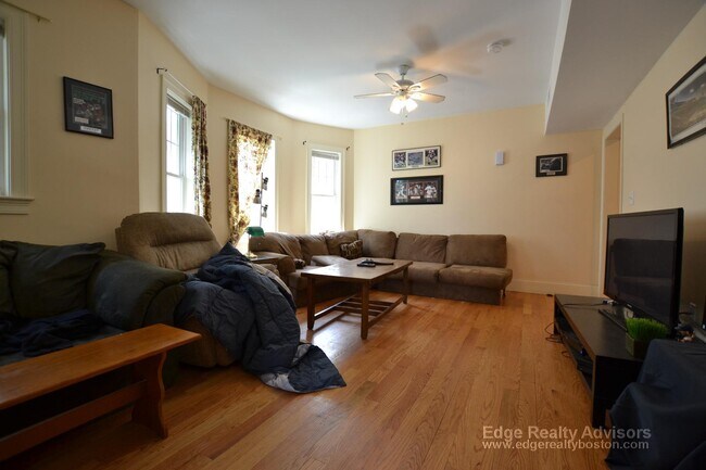 78 Brooks St unit 1, Boston, MA 02128 - photo 7