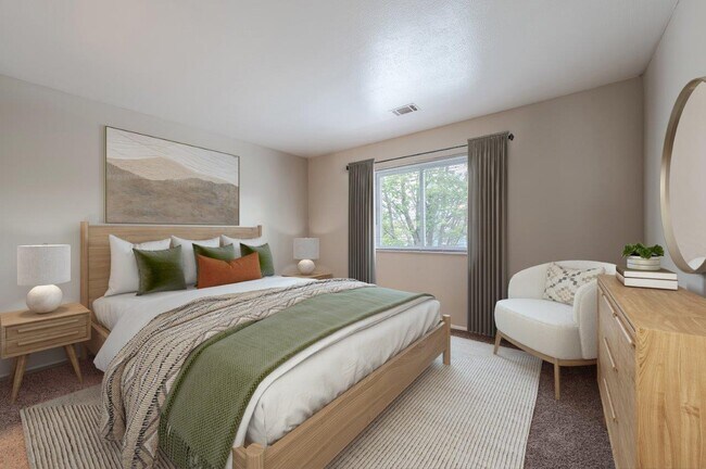 Lakeshore Reserve Off 86th Apartments and Townhomes, Indianapolis, IN 46260 - photo 7