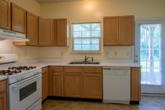 4291-4298 Eclipse Way, New Palestine, IN 46163