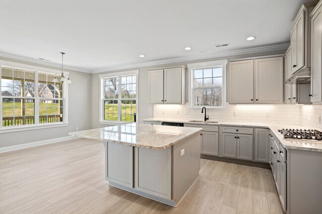 2801 Needham Ln unit 37364250, Haw River, NC 27258 - photo 4