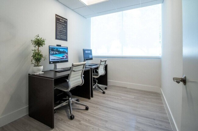 Legacy at Sans Souci, North Miami, FL 33181 - photo 4