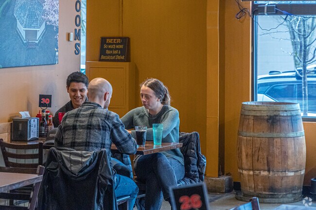 Snoqualmie Falls Brewery is a friendly, well-stocked spot for Fall City residents.