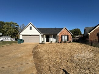 316 Sparky Cove, Southaven, MS 38671