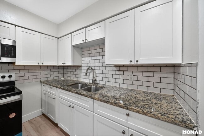 2510 Normont Cir, Fort Worth, TX 76103 - photo 3