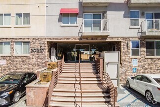20223 Saticoy St, Winnetka, CA 91306