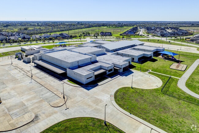 Notable alumni include leaders in business, science, and the arts, attributing success to Culver