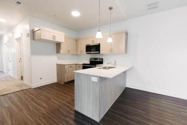 Harmony Ridge - Condos unit Lot I304, Mapleton, UT 84664 - photo 3