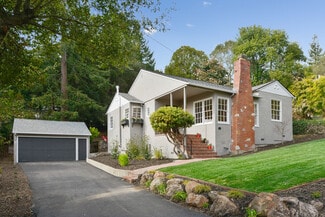 3 El Gavilan Rd, Orinda, CA 94563