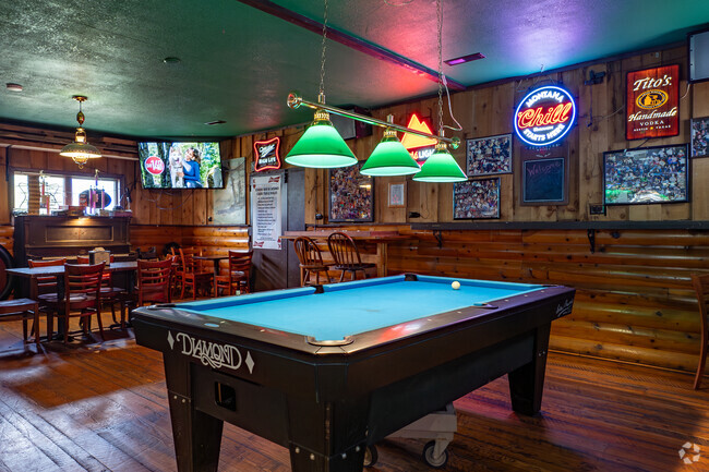 At Evaro you can find a few local bar and casinos.
