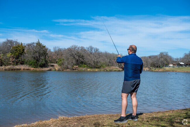 Pappy Elkins Park in Dalworthington Gardens offers relaxed lakeside fishing.