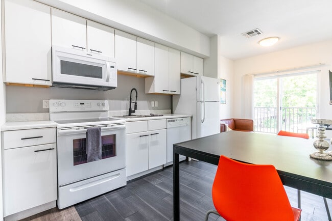 Bear Paw Commons, Springfield, MO 65806 - photo 3