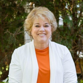 Lynn Ault