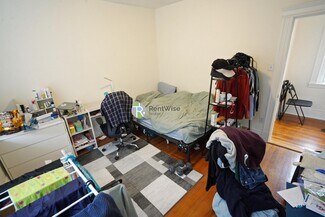 110 Warren St Unit 24, Boston, MA 02135