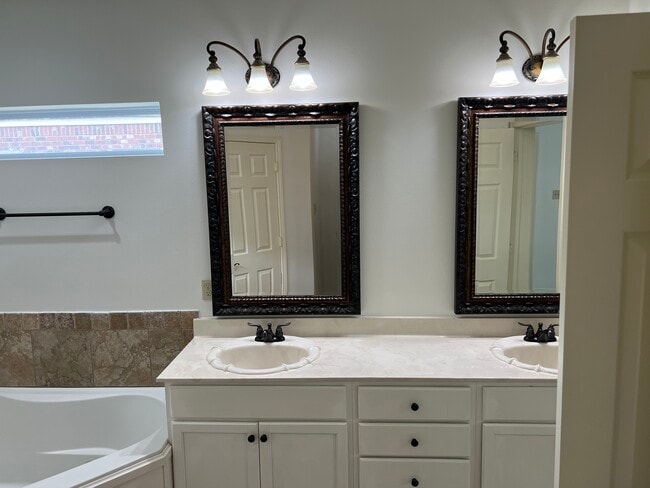 37140 Woodgate Ave, Prairieville, LA 70769 - photo 7