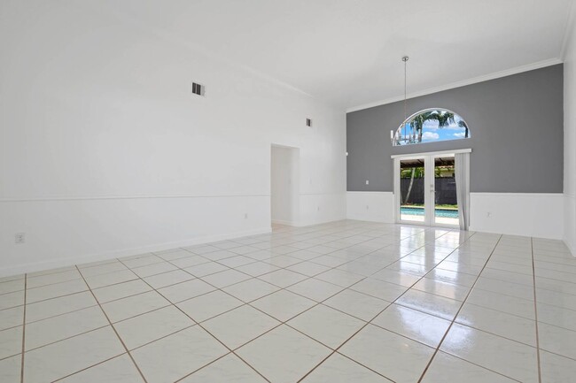 15398 SW 172nd Terrace, Miami, FL 33187 - photo 4