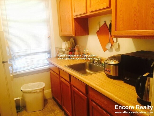 349 Pleasant St unit A1-16, Malden, MA 02148 - photo 4