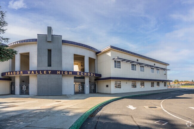 Stoneridge's Amador Valley High School is home of The Dons.