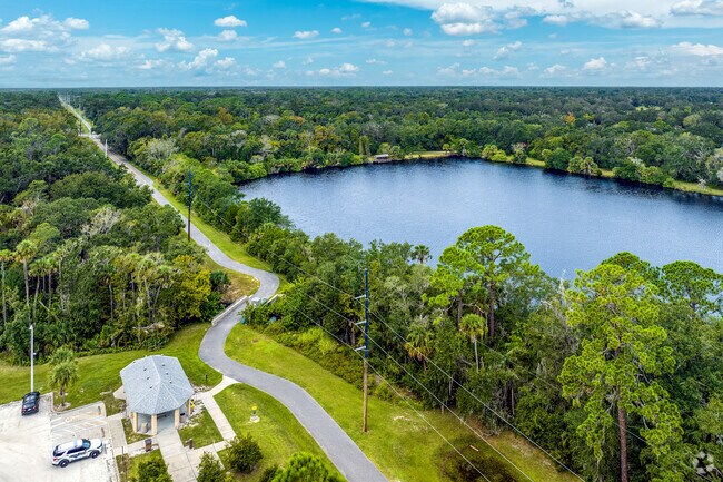 The 2-mile paved New Smyrna Pedestrian Trail passes through Glencoe.