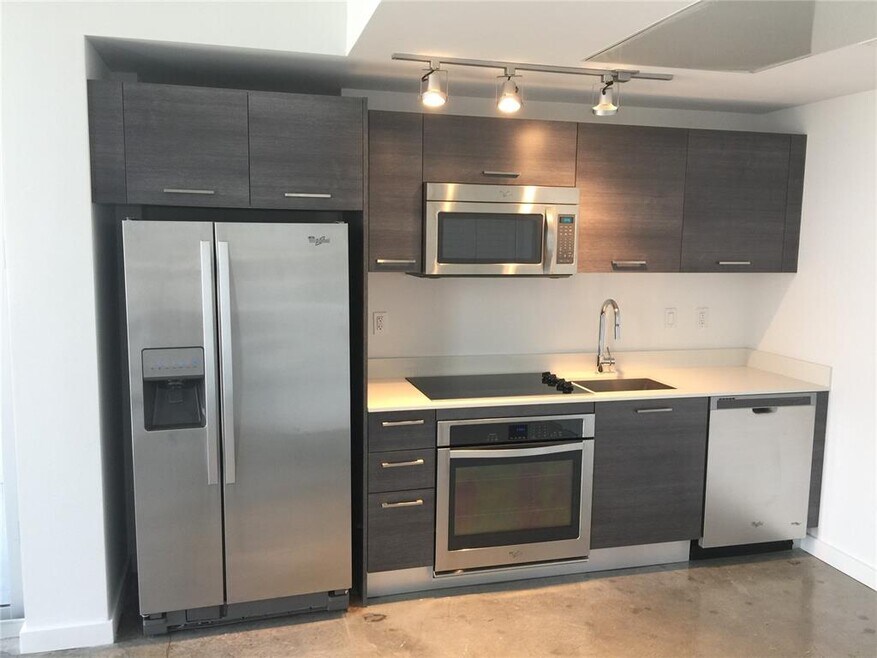 Centro unit 2904, Miami, FL 33131 - photo 1