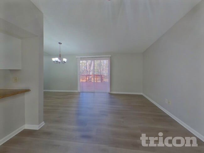 201 Raintree Dr, Irmo, SC 29063 - photo 3