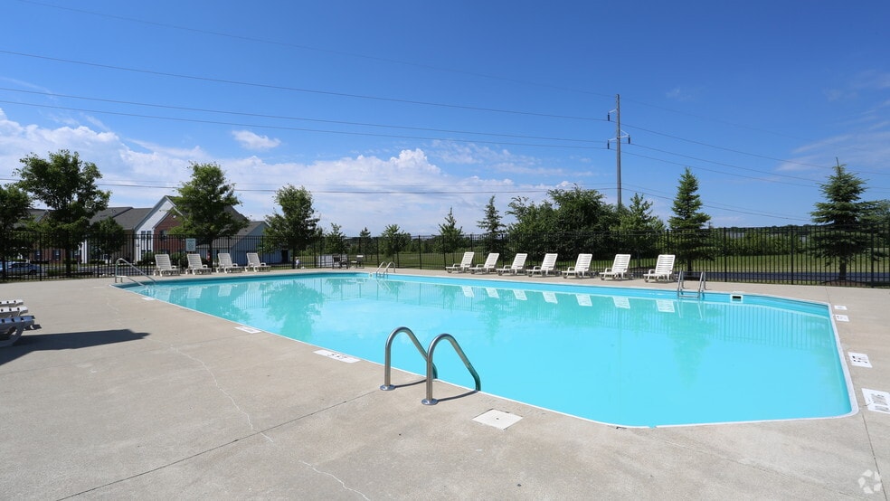 Life is Better at THE LINKS Apartments, Marysville, OH 43040 - photo 1