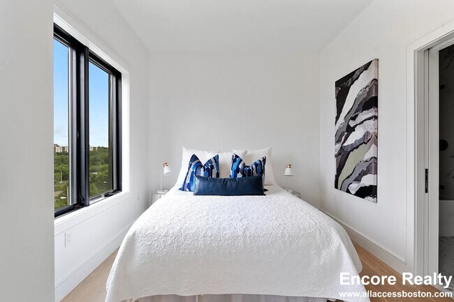 50 Leo M Birmingham Pkwy unit 610, Boston, MA 02135 - photo 4