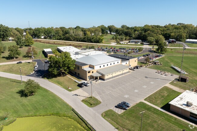 Fayette High School holds a C‑plus and saw state track finishes in 2021 and 2025.