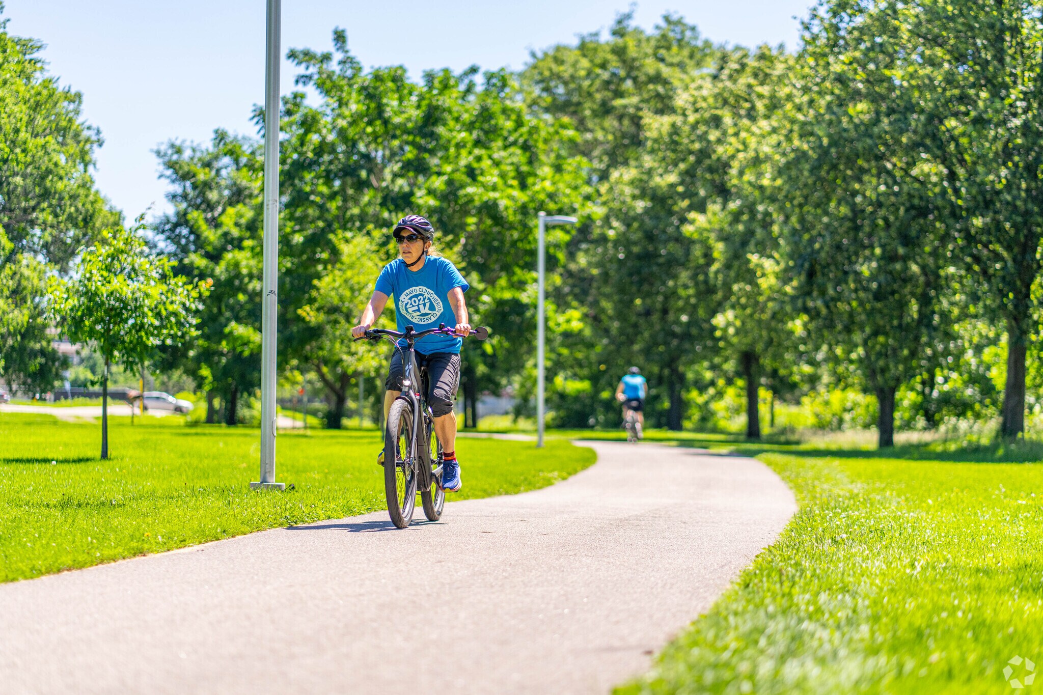 Kutzky Park has a long river trail that connects to other parks.