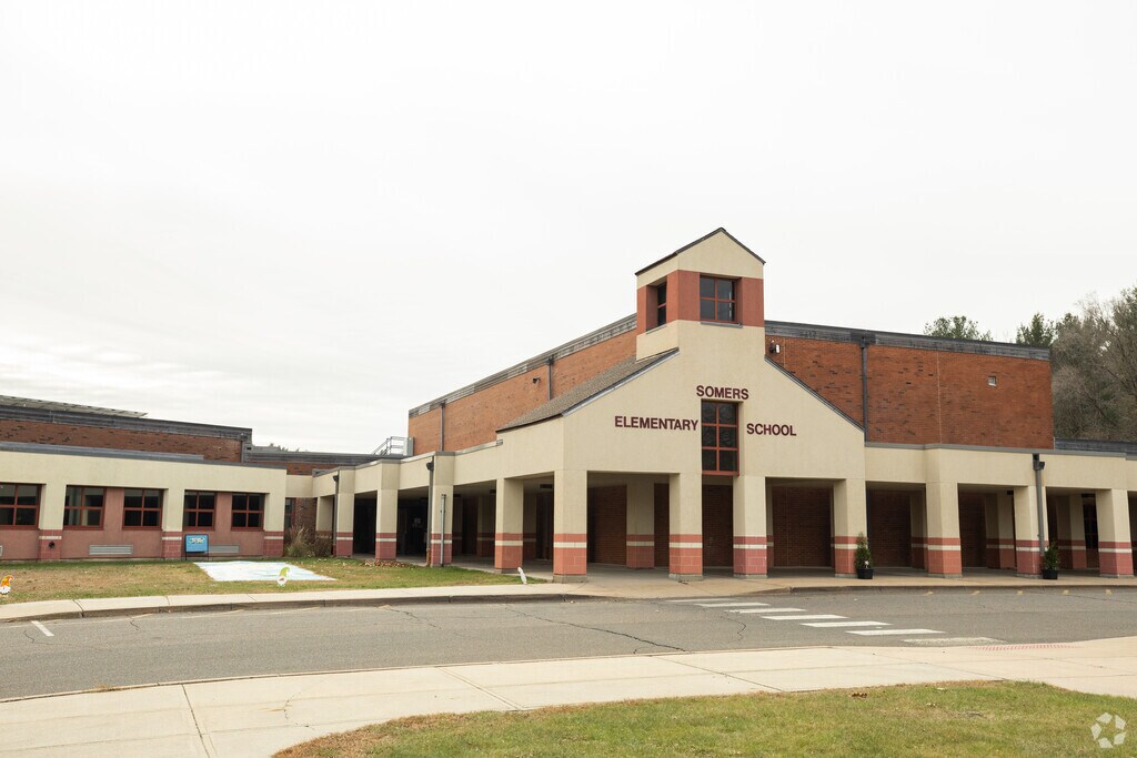 Somers Elementary School provides education in the neighborhood of 
Somers.