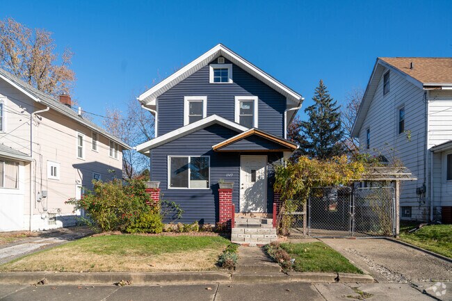 A well maintained example of a home in the South Akron Neighborhood.