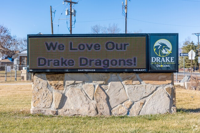 Drake Junior High School is ranked #103 in Colorado Middle Schools.