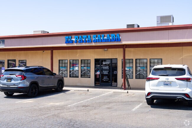 El Pata Salada is a local favorite for seafood along 14th Avenue.