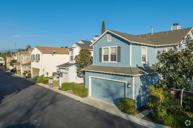 Townhomes in Bridgepark District are detached but have smaller lots.