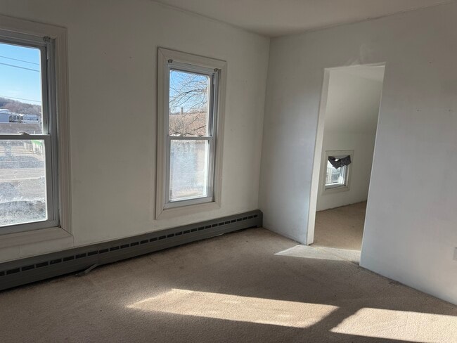 10 E Nelson St, Deerfield, WI 53531 - photo 7