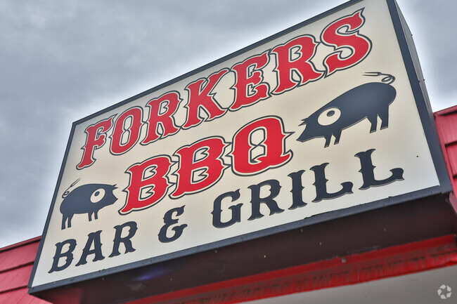 Locals gather for smoked meat and cold refreshments at Forkers.