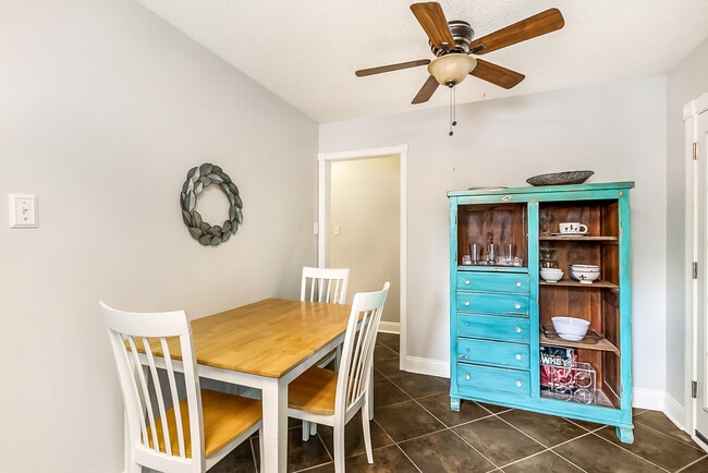 1930 Dupard St, Mandeville, LA 70448 - photo 7