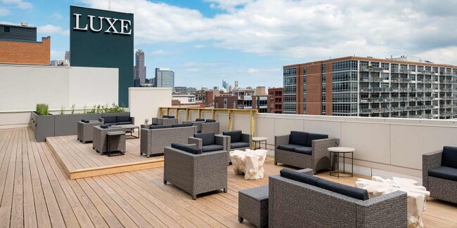 1228 W Madison St, Chicago, IL 60607 - photo 6