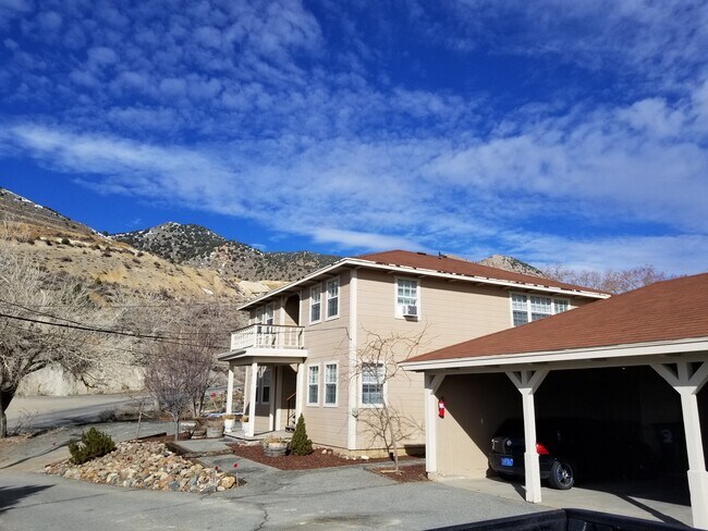 2011 S Main St unit M2, Virginia City, NV 89440 - photo 5