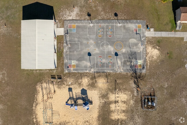 Play shaded or enjoy the sun at Ridgeview Elementary School.